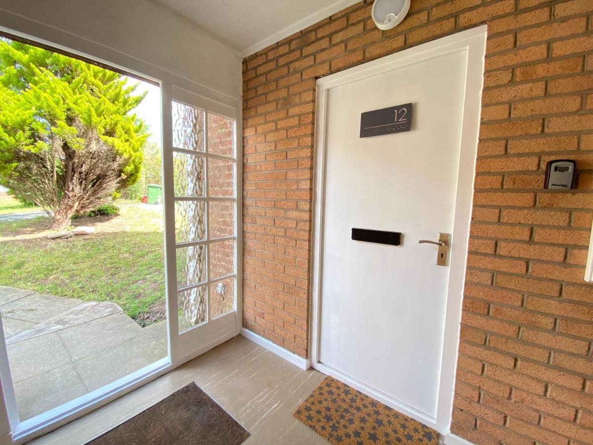 Hayden - Kenilworth Studio - Private Parking Exterior photo